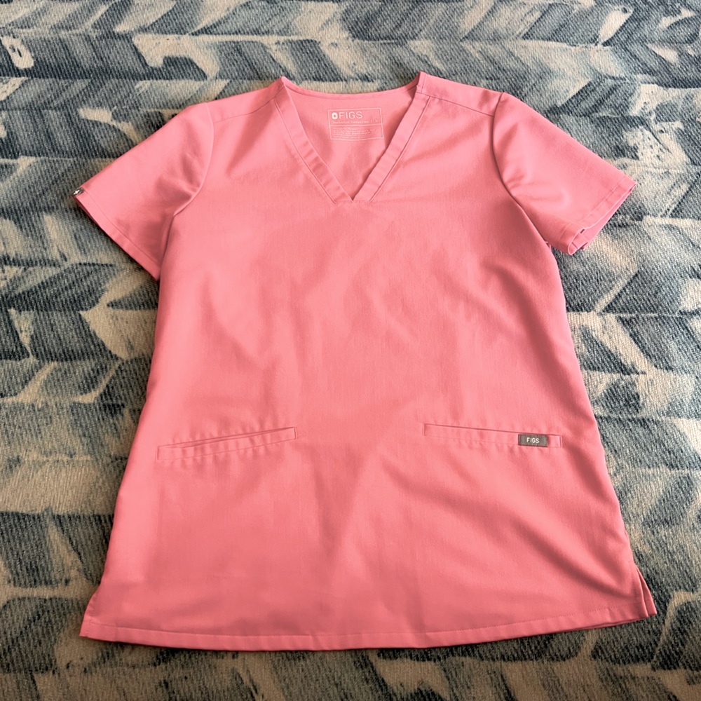 FIGS Neon Pink Casma 3 Pocket Scrub Top